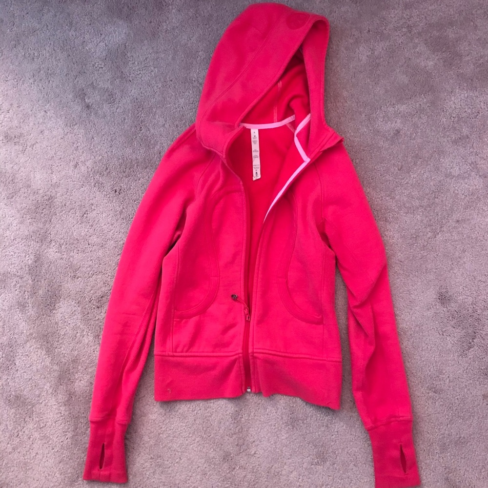 Pink Lululemon Scuba hoodie